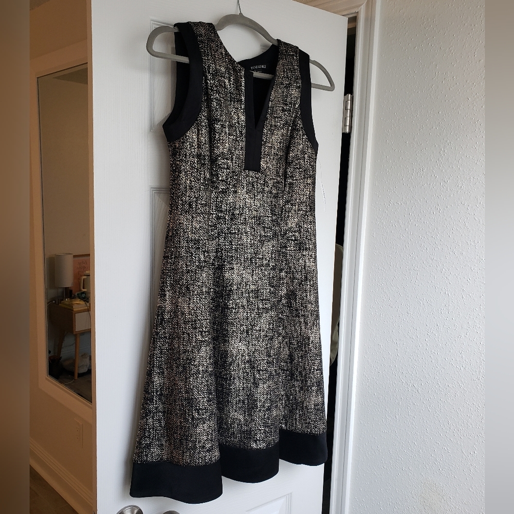 Roz & Ali (Dress Barn) Black/Metallic Dress, Size 2P (NWT)